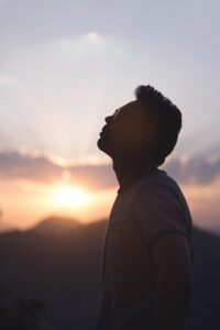Step into eternal freedom with online EMDR therapy.